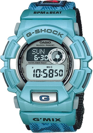 激レア PLAY CLOTHS G-SHOCK DW-6900 電池交換済み-